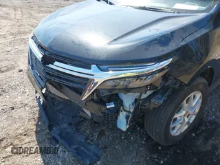 2022 Chevrolet Equinox LT with VIN 3GNAXKEV7NL245797, listed as a IAAI auction lot 41776901 with 18,055 mi miles. Bid and sale history available at carsss.com. Image 6.