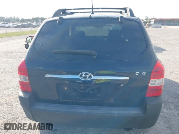 2007 Hyundai Tucson SE with VIN KM8JN12DX7U573823, listed as a IAAI auction lot 41238550 with 79,641 mi miles. Bid and sale history available at carsss.com. Image 16.