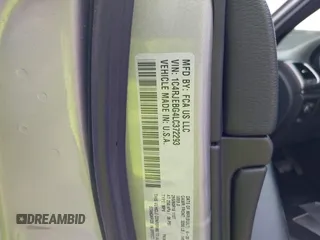 2020 Jeep Grand Cherokee Limited X z VIN 1C4RJEBG4LC372293, wystawiony jako IAAI lot #42120638 z przebiegiem 76 576 mil mil oraz . Historia ofert i sprzedaży dostępna na DreamBid. Obrazek 9.