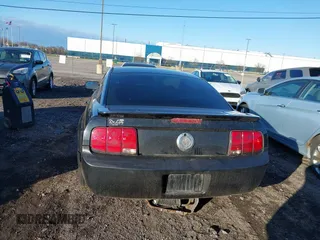 2009 Ford Mustang with VIN 1ZVHT80NX95113701, listed as a IAAI auction lot 42028558 with 100,224 mi miles and . Bid and sale history available at carsss.com. Image 14.