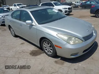 2004 Lexus ES 330 with VIN JTHBA30G745005515, listed as a IAAI auction lot 42077548 with 124,123 mi miles. Bid and sale history available at carsss.com. Image 1.