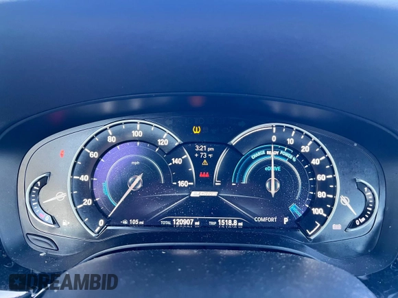 2018 BMW 5 Series 530e xDrive with VIN WBAJB1C59JB084298, listed as a Copart auction lot 55181065 with 120,907 mi miles and Clean Title. Bid and sale history available at DreamBid. Image 8.