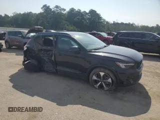 2023 Volvo XC40 Plus Dark Theme с VIN YV4L12UW0P2069853, выставлен на аукционе Copart как лот 57647985 с пробегом 16 252 миль миль и Списание • Salvage title. История ставок и продаж доступна на DreamBid. Изображение 4.