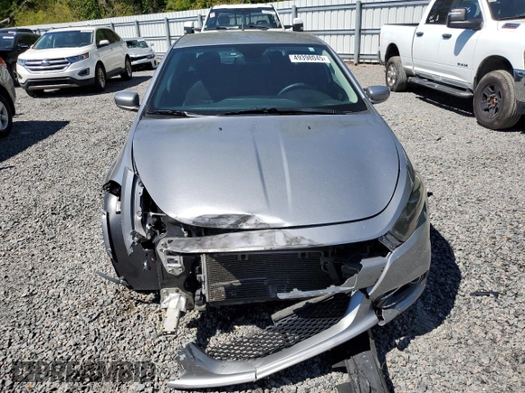 2015 Dodge Dart SXT z VIN 1C3CDFBB6FD265465, wystawiony jako Copart lot #49398045 z przebiegiem 129 931 mil mil oraz Szkoda całkowita • Salvage title. Historia ofert i sprzedaży dostępna na DreamBid. Obrazek 5.
