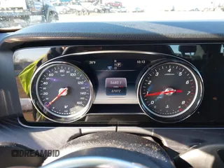 2019 Mercedes-Benz E-Class E 300 with VIN WDDZF4KB7KA544039, listed as a IAAI auction lot 41824267 with 67,072 mi miles. Bid and sale history available at carsss.com. Image 7.