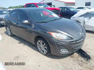 2011 Mazda 3 S Sport z VIN JM1BL1U6XB1360930, wystawiony jako IAAI lot #42402875 z przebiegiem 157 747 mil mil oraz . Historia ofert i sprzedaży dostępna na DreamBid. Obrazek 1.