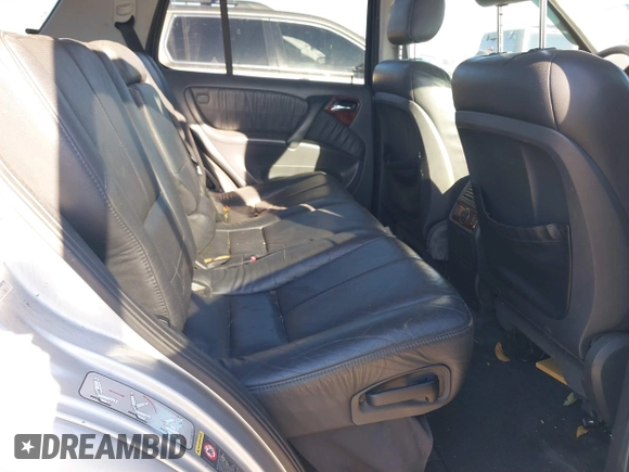 2003 Mercedes-Benz M-Class 3.2L with VIN 4JGAB54E03A383496, listed as a IAAI auction lot 41327756 with 162,973 mi miles. Bid and sale history available at carsss.com. Image 8.