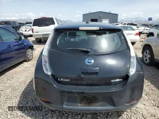2013 Nissan LEAF S with VIN 1N4AZ0CP2DC417889, listed as a Copart auction lot 52204745 with 0 mi miles and Salvage Title. Bid and sale history available at carsss.com. Image 6.