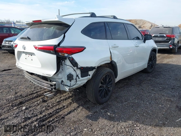 2023 Toyota Highlander L with VIN 5TDKDRBH7PS001917, listed as a IAAI auction lot 41619652 with 70,287 mi miles and . Bid and sale history available at DreamBid. Image 4.