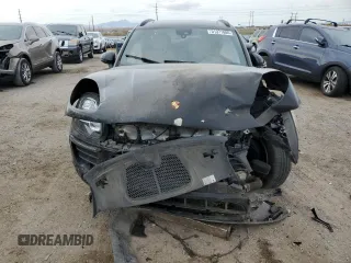 2018 Porsche Macan with VIN WP1AA2A50JLB06065, listed as a Copart auction lot 51371685 with 86,789 mi miles and Salvage Title. Bid and sale history available at DreamBid. Image 5.