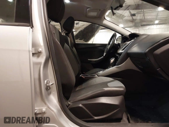 2012 Ford Focus SE с VIN 1FAHP3F26CL320876, выставлен на аукционе IAAI как лот 42280944 с пробегом 134 803 миль миль и . История ставок и продаж доступна на DreamBid. Изображение 5.