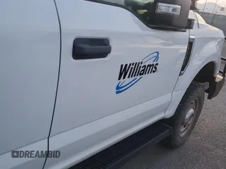 2017 Ford F-350 with VIN 1FT7X3B62HEE09676, listed as a IAAI auction lot 42727709 with 154,269 mi miles and . Bid and sale history available at DreamBid. Image 48.