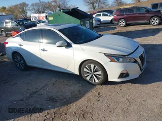2019 Nissan Altima SV z VIN 1N4BL4DV7KC154306, wystawiony jako IAAI lot #40748985 z przebiegiem 119 633 mil mil oraz . Historia ofert i sprzedaży dostępna na DreamBid. Obrazek 1.
