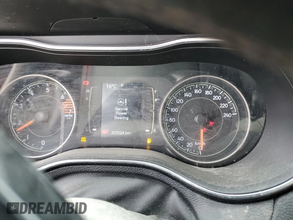 2019 Jeep Cherokee Latitude with VIN 1C4PJMCB2KD452964, listed as a Copart auction lot 55330155 with 207,024 mi miles and Clean Title. Bid and sale history available at carsss.com. Image 9.