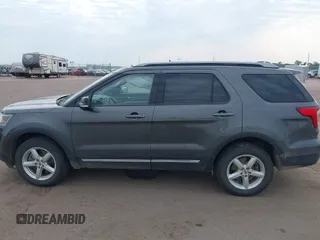 2017 Ford Explorer XLT z VIN 1FM5K8DH9HGC85018, wystawiony jako IAAI lot #42412250 z przebiegiem 65 919 mil mil oraz . Historia ofert i sprzedaży dostępna na DreamBid. Obrazek 14.
