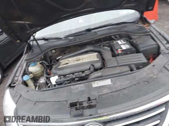 2010 Volkswagen CC Sport with VIN WVWMP7AN5AE545860, listed as a IAAI auction lot 41552692 with Not Provided miles and . Bid and sale history available at DreamBid. Image 10.