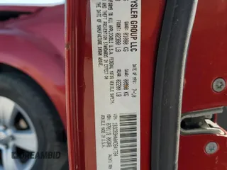 2010 Dodge Caliber Mainstreet z VIN 1B3CB3HA0AD641764, wystawiony jako Copart lot #52440225 z przebiegiem 125 123 mil mil oraz Szkoda całkowita • Salvage title. Historia ofert i sprzedaży dostępna na DreamBid. Obrazek 12.