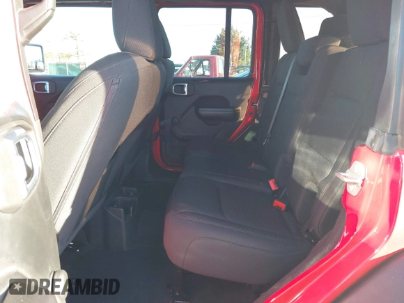 2020 Jeep Wrangler Unlimited Sport S с VIN 1C4HJXDG2LW341045, выставлен на аукционе IAAI как лот 41208571 с пробегом 121 244 миль миль и . История ставок и продаж доступна на DreamBid. Изображение 8.