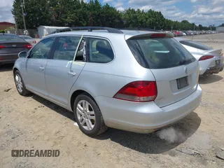 2011 Volkswagen Jetta TDI с VIN 3VWPL7AJ6BM698231, выставлен на аукционе IAAI как лот 42351687 с пробегом 119 722 миль миль и . История ставок и продаж доступна на DreamBid. Изображение 3.