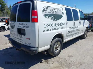 2016 GMC Savana Cargo with VIN 1GTW7AFF4G1182927, listed as a IAAI auction lot 42166124 with 338,197 mi miles. Bid and sale history available at carsss.com. Image 4.