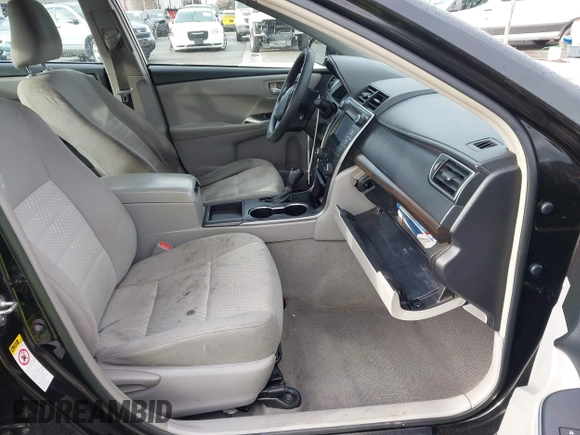 2015 Toyota Camry XLE with VIN 4T4BF1FK9FR461402, listed as a IAAI auction lot 41772628 with 92,795 mi miles and . Bid and sale history available at DreamBid. Image 5.