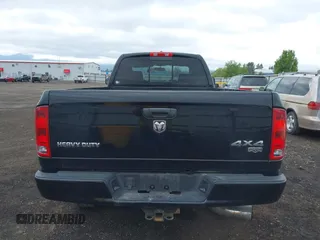 2006 Dodge 3500 SLT z VIN 3D7LX38C46G166668, wystawiony jako IAAI lot #42276569 z przebiegiem 161 913 mil mil oraz . Historia ofert i sprzedaży dostępna na DreamBid. Obrazek 16.