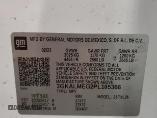 2023 GMC Terrain SLE z VIN 3GKALMEG2PL195366, wystawiony jako Copart lot #60752295 z przebiegiem 23 675 mil mil oraz Szkoda całkowita • Salvage title. Historia ofert i sprzedaży dostępna na DreamBid. Obrazek 13.