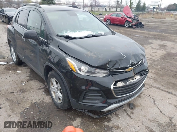 2019 Chevrolet Trax LT z VIN 3GNCJLSB7KL327065, wystawiony jako IAAI lot #42005861 z przebiegiem 84 795 mil mil oraz . Historia ofert i sprzedaży dostępna na DreamBid. Obrazek 1.