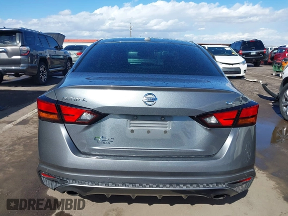 2020 Nissan Altima 2.5 SL with VIN 1N4BL4EV3LC142136, listed as a IAAI auction lot 41591295 with 95,144 mi miles. Bid and sale history available at carsss.com. Image 16.