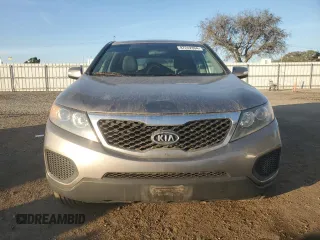 2012 Kia Sorento LX with VIN 5XYKTCA62CG255185, listed as a Copart auction lot 87242304 with 124,224 mi miles and Salvage Title. Bid and sale history available at DreamBid. Image 5.