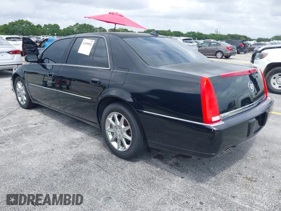 2010 Cadillac DTS w/1SC with VIN 1G6KD5EY8AU106072, listed as a IAAI auction lot 41999952 with 165,866 mi miles. Bid and sale history available at carsss.com. Image 3.
