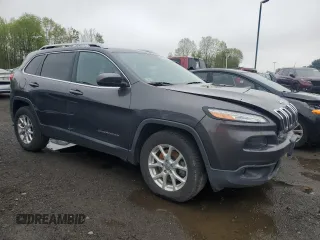 2016 Jeep Cherokee Latitude с VIN 1C4PJMCS6GW156471, выставлен на аукционе Copart как лот 54833225 с пробегом 127 531 миль миль и Списание • Salvage title. История ставок и продаж доступна на DreamBid. Изображение 4.