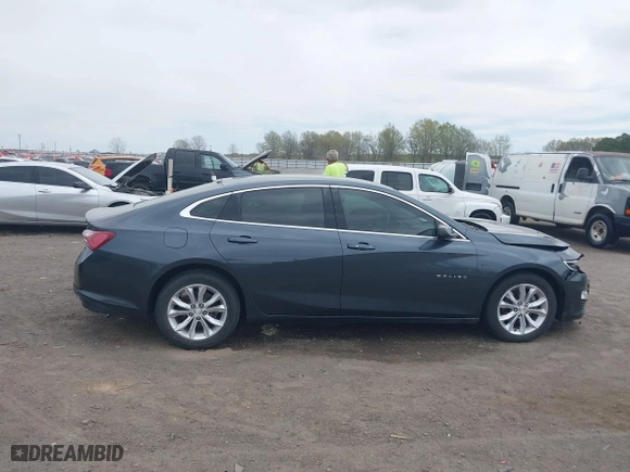2019 Chevrolet Malibu LT with VIN 1G1ZD5ST2KF135053, listed as a IAAI auction lot 41867343 with 76,006 mi miles. Bid and sale history available at carsss.com. Image 13.