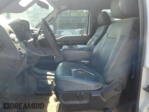 2015 Ford F-350 Platinum z VIN 1FT8W3BT2FEA57290, wystawiony jako Copart lot #59481665 z przebiegiem 353 066 mil mil oraz Szkoda całkowita • Salvage title. Historia ofert i sprzedaży dostępna na DreamBid. Obrazek 7.