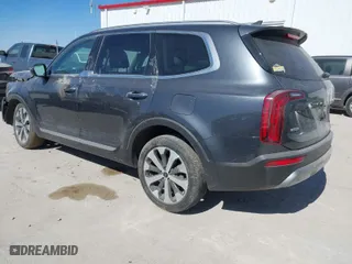 2022 Kia Telluride S with VIN 5XYP6DHC6NG236642, listed as a IAAI auction lot 41696702 with 63,505 mi miles. Bid and sale history available at carsss.com. Image 3.