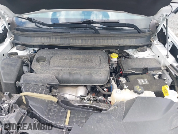 2019 Jeep Cherokee Latitude with VIN 1C4PJLCB4KD366405, listed as a IAAI auction lot 42018976 with 58,626 mi miles. Bid and sale history available at carsss.com. Image 10.
