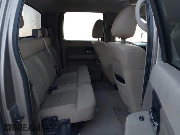 2005 Ford F-150 XLT with VIN 1FTPW14565KB71646, listed as a IAAI auction lot 41772005 with 180,735 mi miles. Bid and sale history available at carsss.com. Image 8.