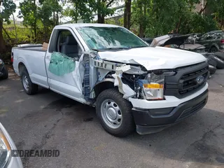 2022 Ford F-150 XL z VIN 1FTMF1CB6NKD83313, wystawiony jako IAAI lot #42787015 z przebiegiem 63 072 mil mil oraz . Historia ofert i sprzedaży dostępna na DreamBid. Obrazek 1.