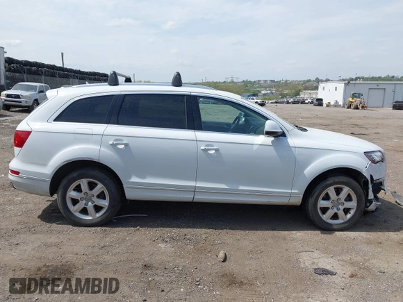 2015 Audi Q7 Premium Plus with VIN WA1LGAFE8FD017092, listed as a IAAI auction lot 42073593 with 105,593 mi miles and . Bid and sale history available at DreamBid. Image 13.