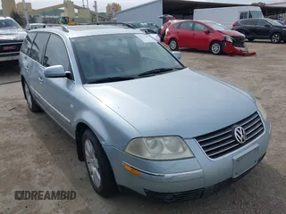 2002 Volkswagen Passat GLX z VIN WVWWH63B12E056053, wystawiony jako IAAI lot #41723401 z przebiegiem 189 200 mil mil oraz . Historia ofert i sprzedaży dostępna na DreamBid. Obrazek 1.