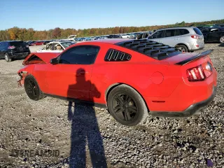 2011 Ford Mustang V6 with VIN 1ZVBP8AMXB5114109, listed as a Copart auction lot 81059824 with 163,541 mi miles and Salvage Title. Bid and sale history available at carsss.com. Image 2.