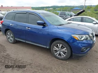 2018 Nissan Pathfinder SV z VIN 5N1DR2MM1JC621095, wystawiony jako IAAI lot #42371403 z przebiegiem 130 925 mil mil oraz . Historia ofert i sprzedaży dostępna na DreamBid. Obrazek 1.