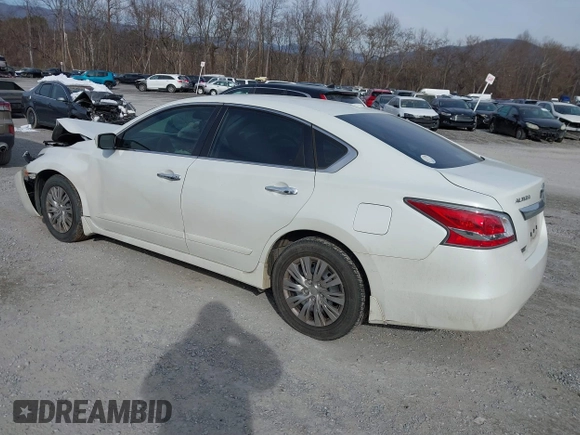 2015 Nissan Altima S with VIN 1N4AL3AP1FN308613, listed as a IAAI auction lot 41398676 with 152,886 mi miles and . Bid and sale history available at DreamBid. Image 3.