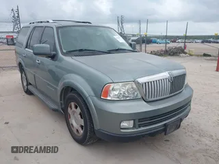 2005 Lincoln Navigator Luxury z VIN 5LMFU28515LJ14789, wystawiony jako IAAI lot #42462677 z przebiegiem 264 995 mil mil oraz . Historia ofert i sprzedaży dostępna na DreamBid. Obrazek 1.