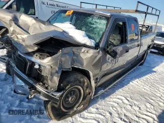 2000 Chevrolet Silverado 3500 z VIN 1GCGC33J9YF418514, wystawiony jako Copart lot #84718004 z przebiegiem 305 212 mil mil oraz Szkoda całkowita • Salvage title. Historia ofert i sprzedaży dostępna na DreamBid. Obrazek 1.