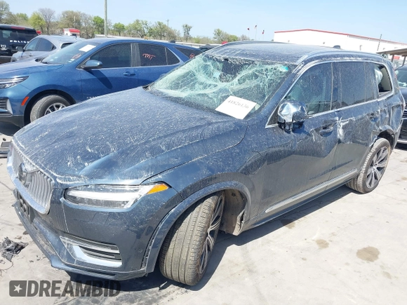 2024 Volvo XC90 Plus with VIN YV4H60LE4R1236342, listed as a IAAI auction lot 41826136 with 5,278 mi miles and . Bid and sale history available at DreamBid. Image 2.