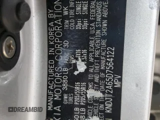 2013 Kia Soul + z VIN KNDJT2A65D7564122, wystawiony jako Copart lot #55811785 z przebiegiem 89 887 mil mil oraz Szkoda całkowita • Salvage title. Historia ofert i sprzedaży dostępna na DreamBid. Obrazek 12.