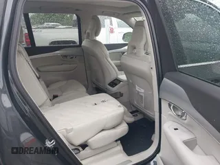 2016 Volvo XC90 T6 Momentum with VIN YV4A22PK7G1074115, listed as a IAAI auction lot 42083321 with 150,135 mi miles. Bid and sale history available at carsss.com. Image 8.