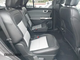 2023 Ford Explorer XLT с VIN 1FMSK8DH6PGB42738, выставлен на аукционе IAAI как лот 42099829 с пробегом 18 442 миль миль и . История ставок и продаж доступна на DreamBid. Изображение 8.