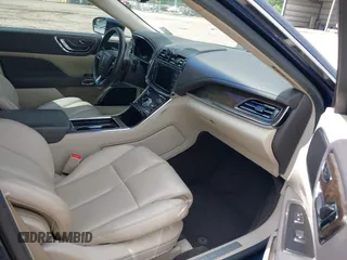 2017 Lincoln Continental with VIN 1LN6L9PK5H5600391, listed as a IAAI auction lot 42120496 with 118,977 mi miles and . Bid and sale history available at DreamBid. Image 5.
